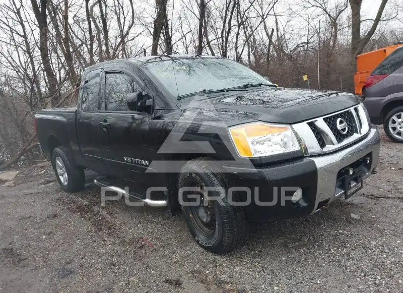 2010 Nissan TITAN photo
