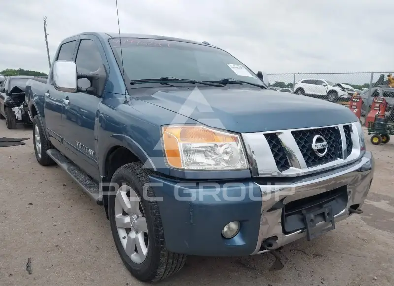 2010 Nissan TITAN фото