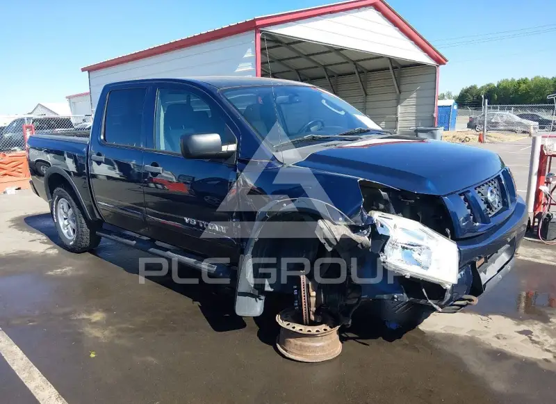 2010 Nissan TITAN фото