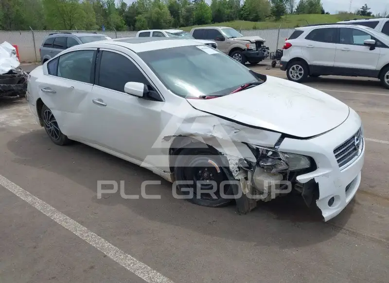 2010 Nissan MAXIMA фото