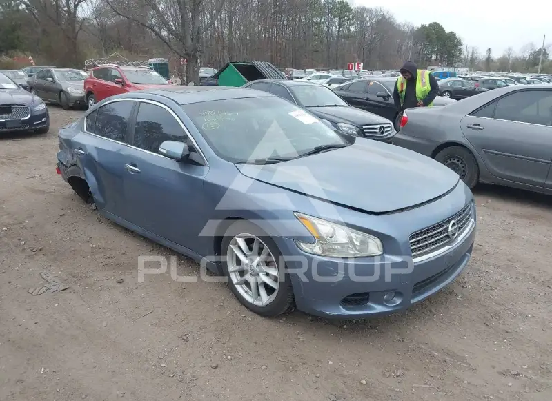 2010 Nissan MAXIMA фото
