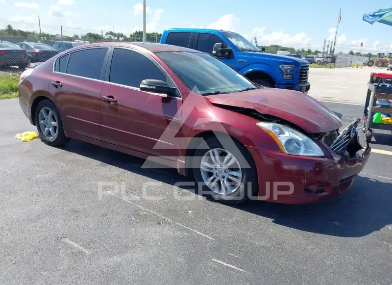 2010 Nissan ALTIMA фото