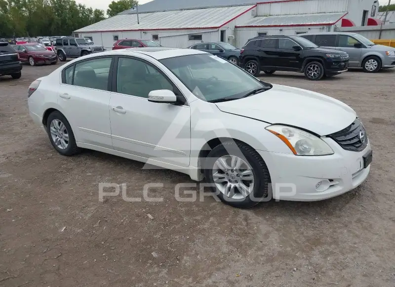 2010 Nissan ALTIMA фото