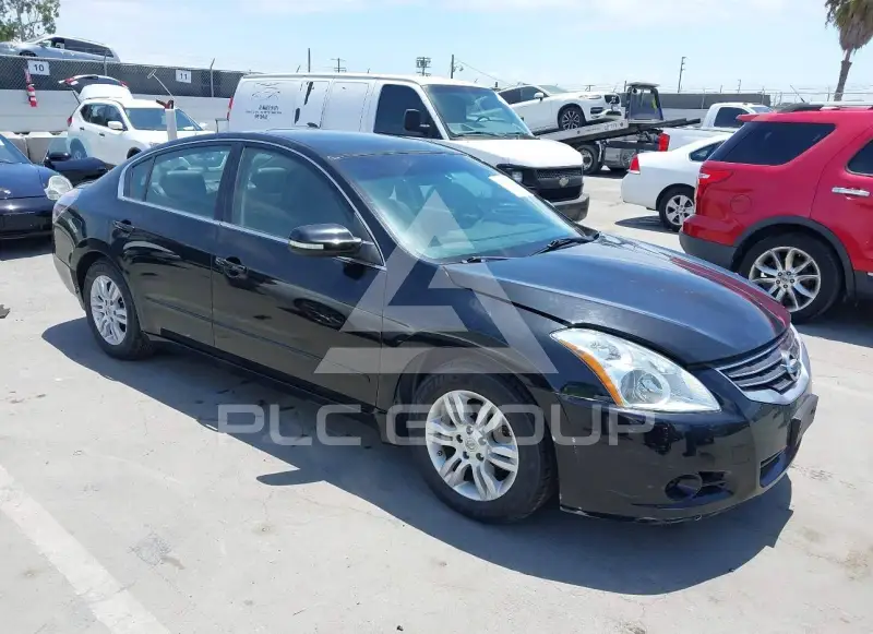 2010 Nissan ALTIMA фото