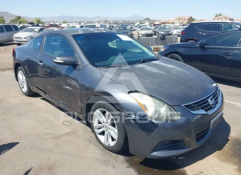2010 Nissan ALTIMA фото