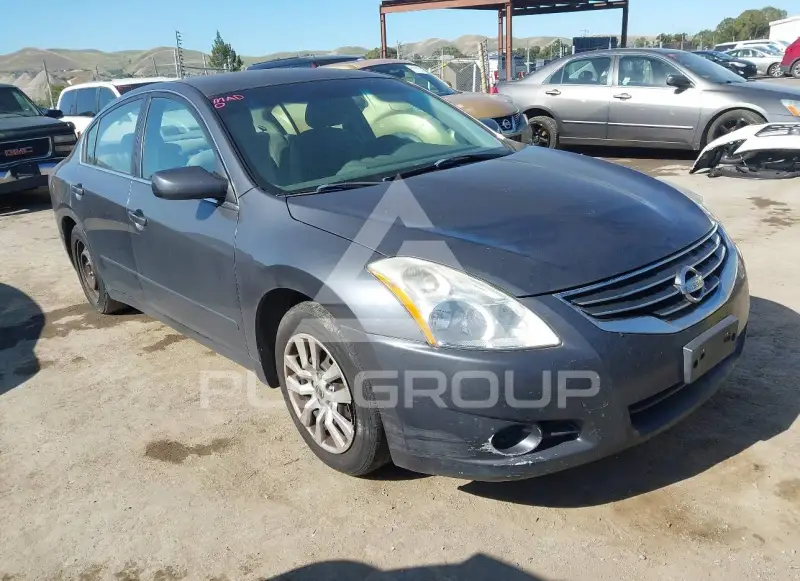 2010 Nissan ALTIMA фото