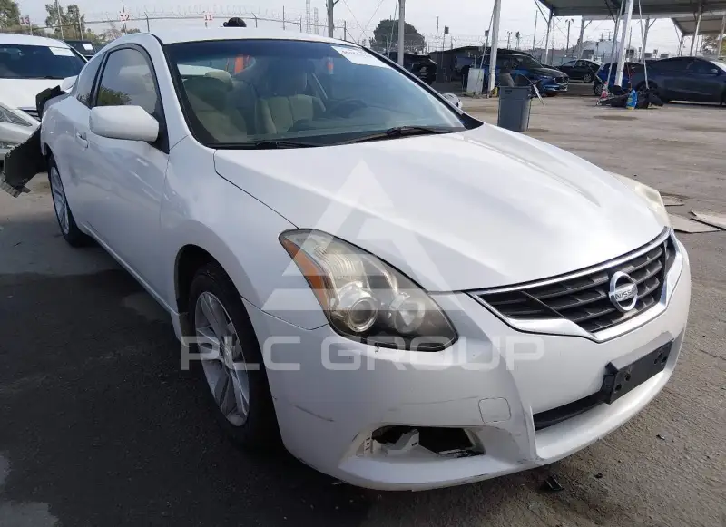 2010 Nissan ALTIMA photo
