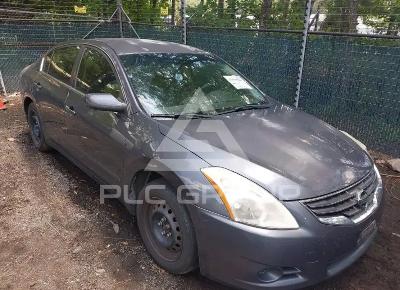 2010 Nissan ALTIMA photo