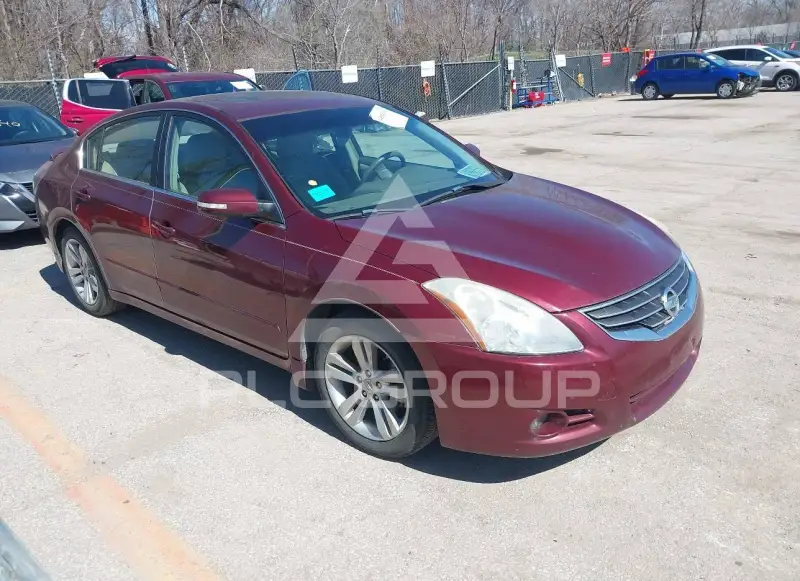 2010 Nissan ALTIMA photo