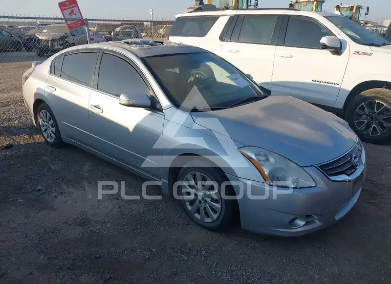 2010 Nissan ALTIMA фото