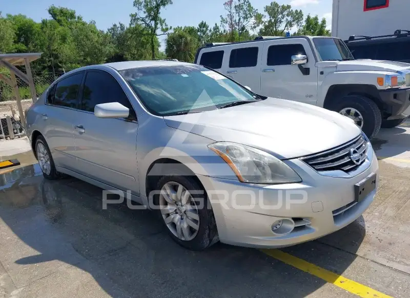 2010 Nissan ALTIMA photo