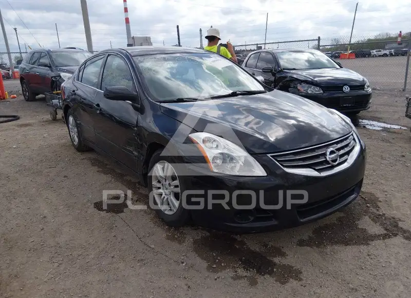 2010 Nissan ALTIMA photo