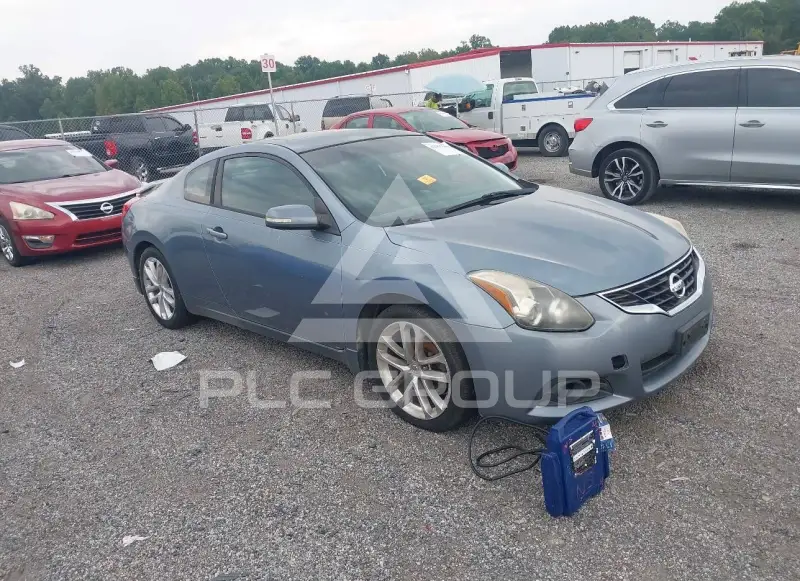 2010 Nissan ALTIMA фото