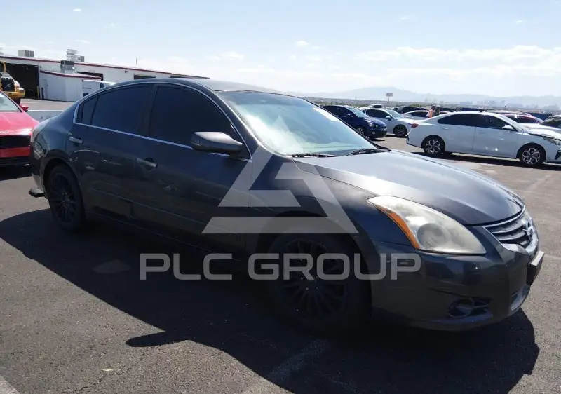 2010 Nissan ALTIMA фото