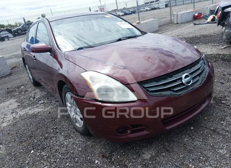2010 Nissan ALTIMA фото