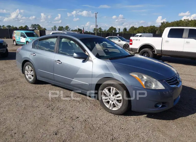2010 Nissan ALTIMA фото