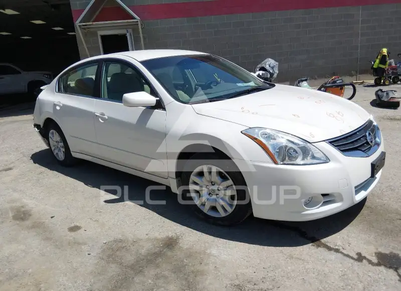2010 Nissan ALTIMA фото
