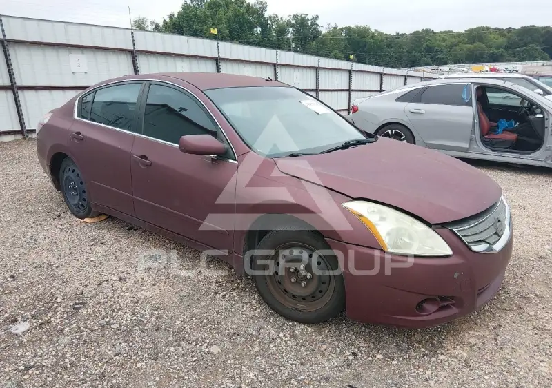 2010 Nissan ALTIMA фото