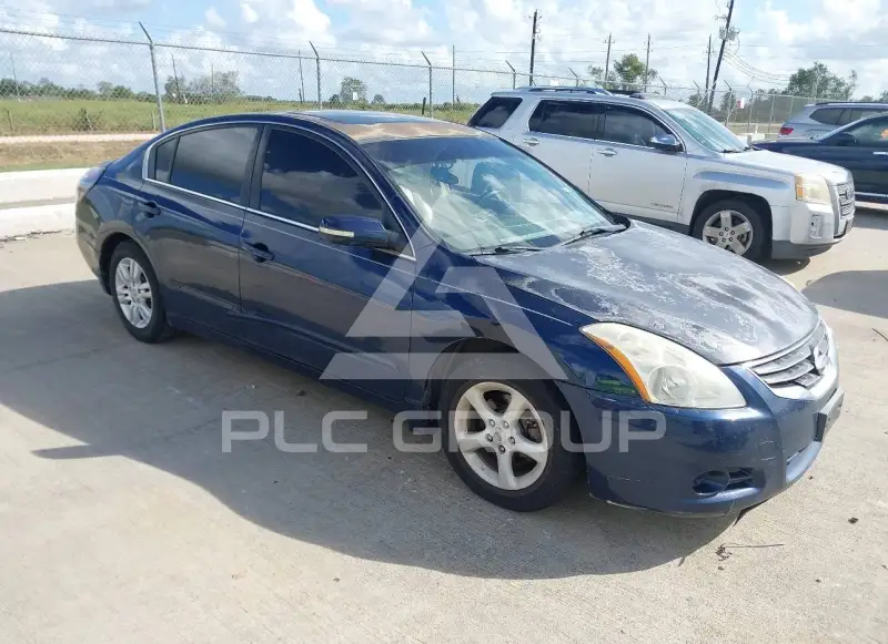 2010 Nissan ALTIMA фото