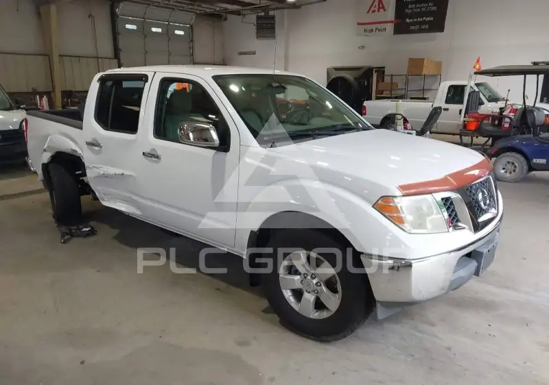 2010 Nissan FRONTIER photo