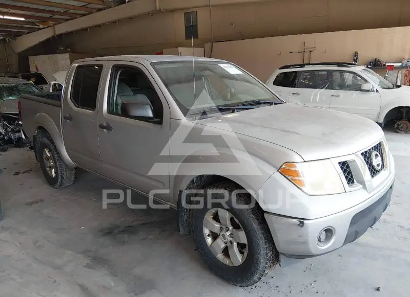 2010 Nissan FRONTIER фото