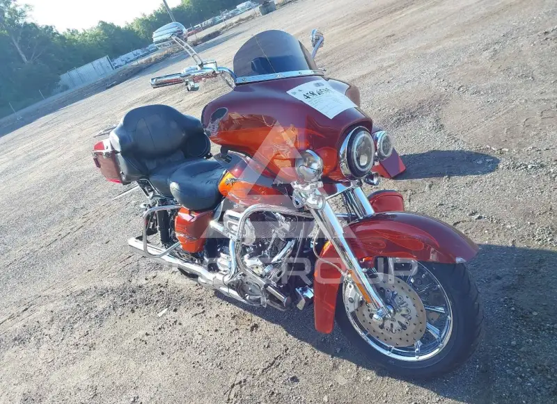 2010 Harley-Davidson FLHTCU фото