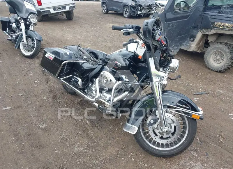 2010 Harley-Davidson FLHTCU фото