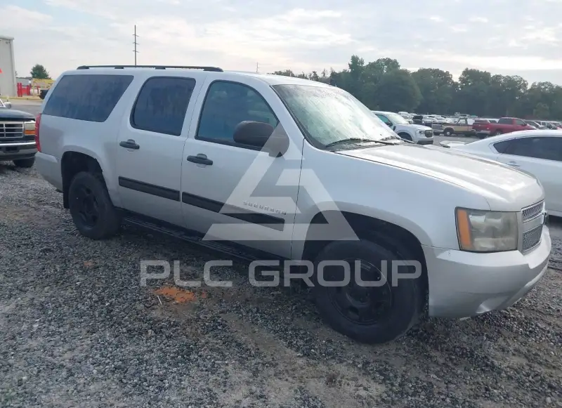2010 Chevrolet Suburan photo