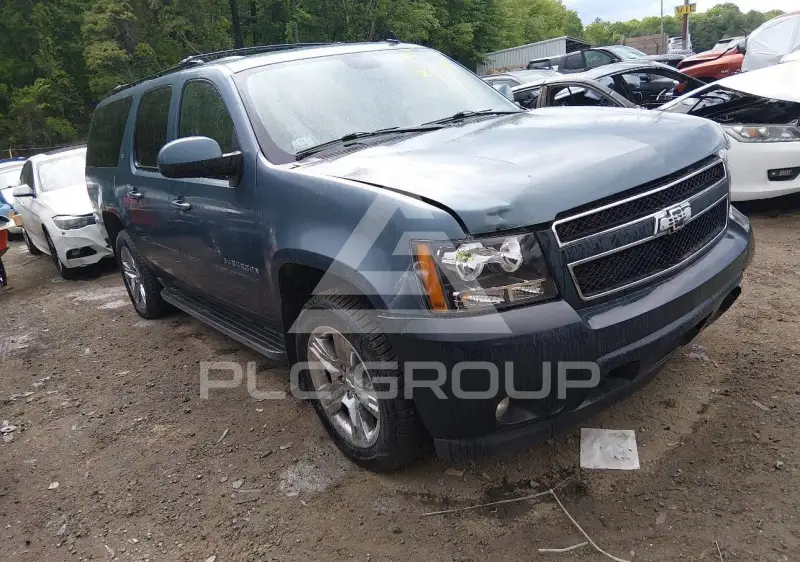 2010 Chevrolet Suburan photo
