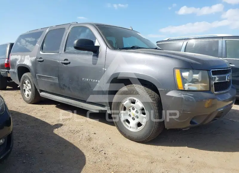 2010 Chevrolet Suburan фото