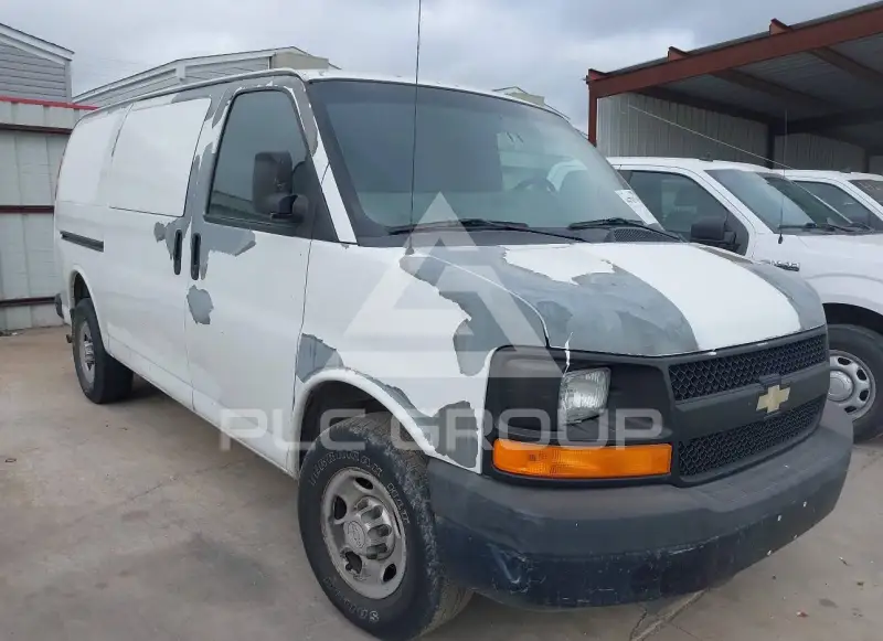 2010 Chevrolet Express фото