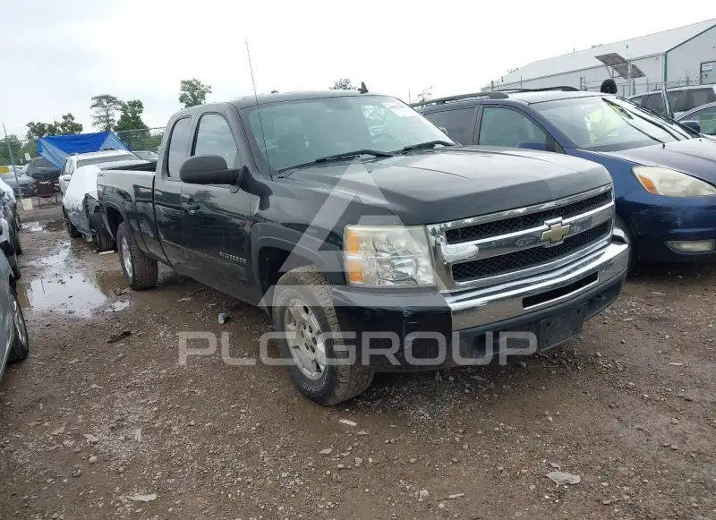 2010 Chevrolet Silverado photo