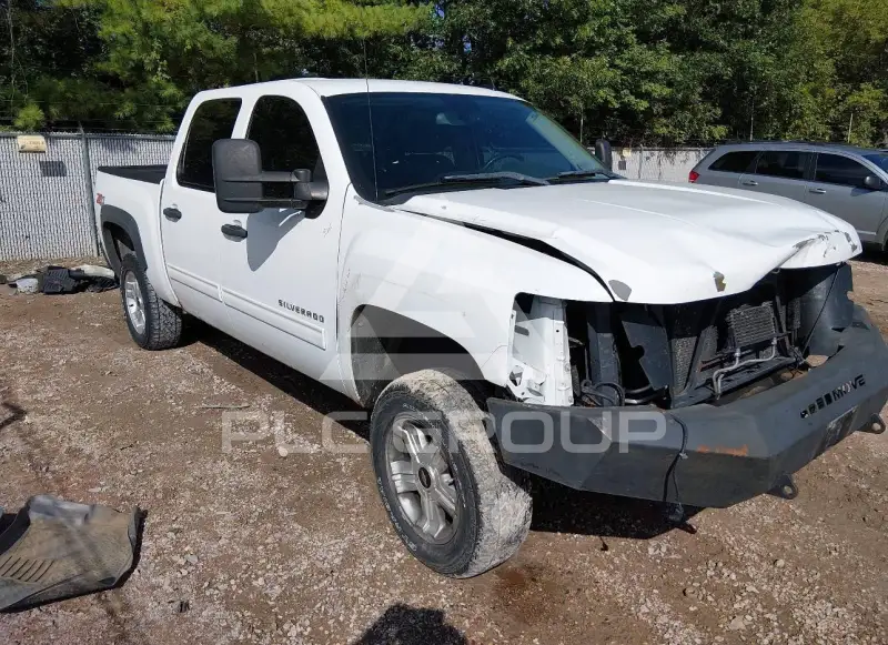 2010 Chevrolet Silverado photo
