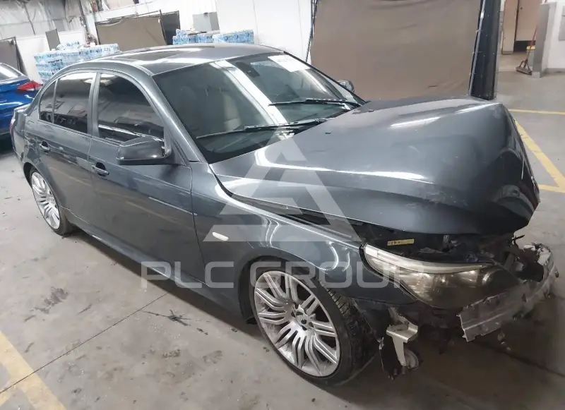 2010 BMW 550 фото