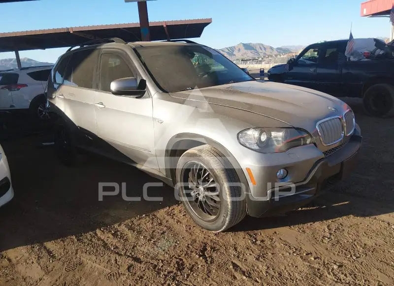 2010 BMW X5 фото