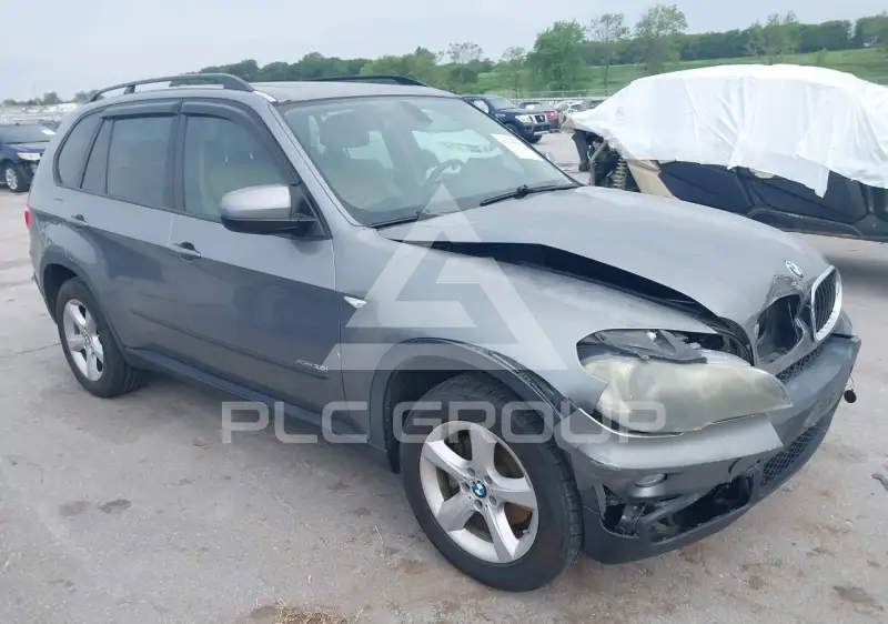 2010 BMW X5 фото