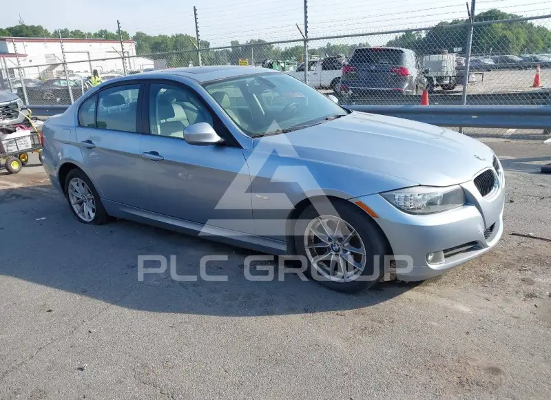 2010 BMW 328 photo