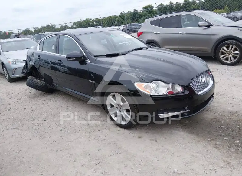 2010 Jaguar XF фото