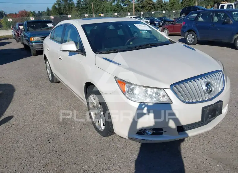 2010 Buick LACROSSE photo