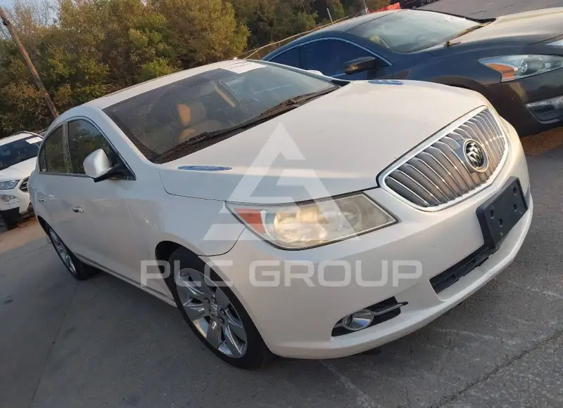 2010 Buick LACROSSE photo