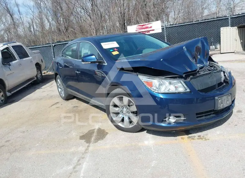2010 Buick LACROSSE photo