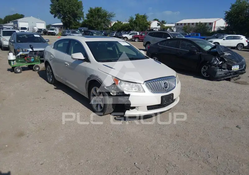 2010 Buick LACROSSE photo