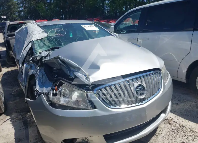 2010 Buick LACROSSE photo