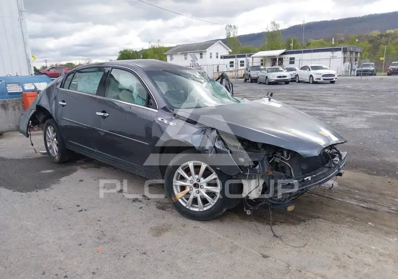 2010 Buick LUCERNE photo