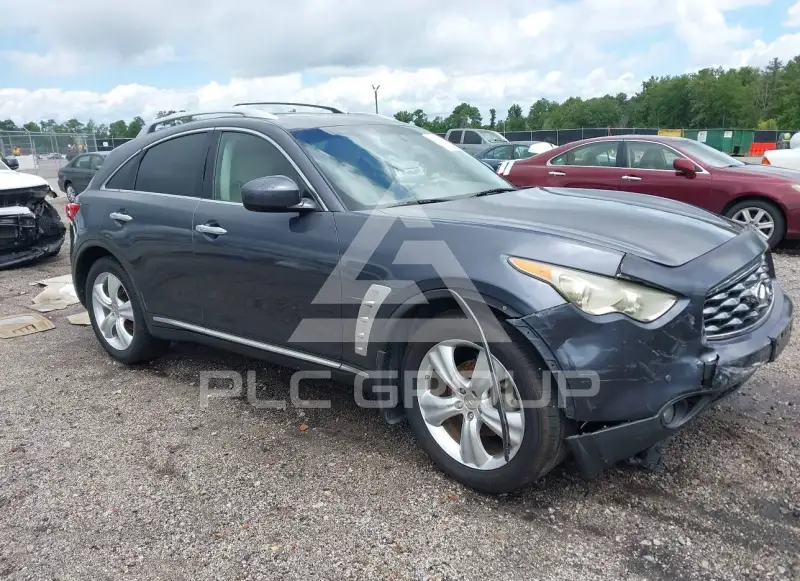 2010 Infinity FX35 фото