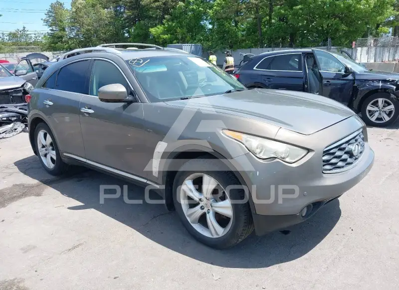 2010 Infinity FX35 фото