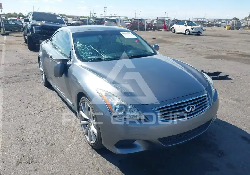2010 Infinity G37 фото