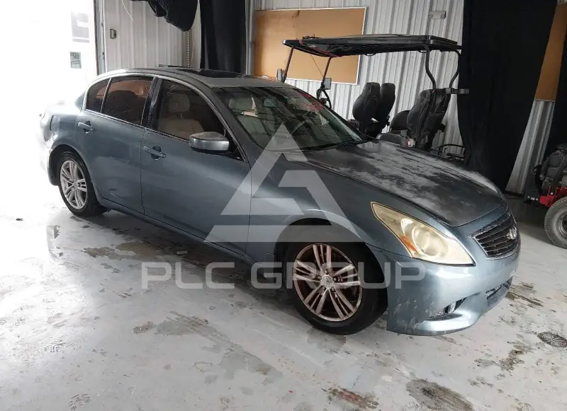 2010 Infinity G37 фото