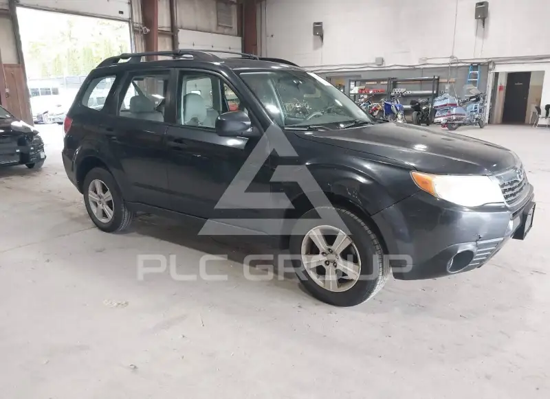 2010 Subaru Forester photo