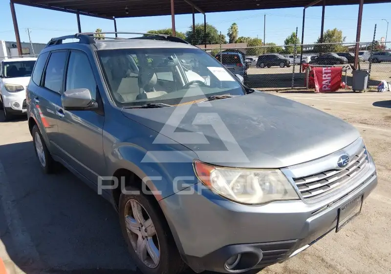 2010 Subaru Forester photo